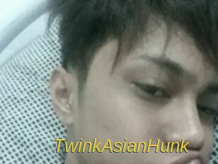 TwinkAsianHunk