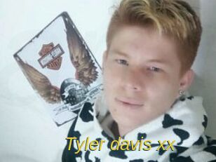 Tyler_davis_xx
