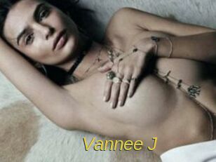 Vannee_J